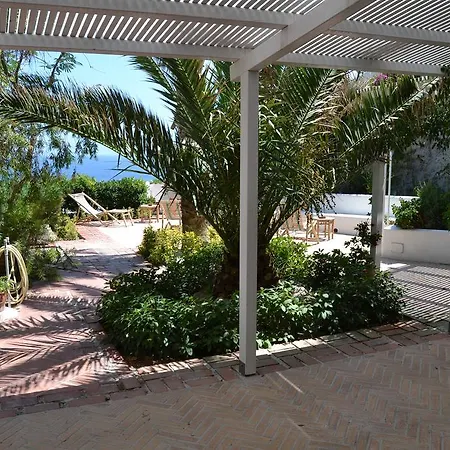 Maridea - Le Suites Di Albachiara Apartamento *