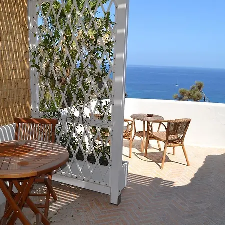 Maridea - Le Suites Di Albachiara * ポンツァ